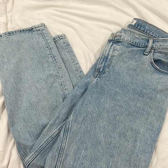 Abercrombie & Fitch Denim - ABERCROMBIE & FITCH 90s STRAIGHT ULTRA HIGH RISE CROSS JEANS
